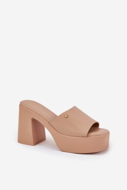 Sandał Klapki Model Tamirella 218-2 Khaki - Step in style