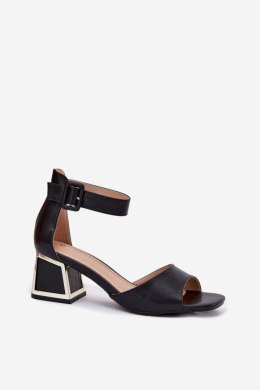 Sandały Model Zennia 25SD35-8750 Black Skóra - Step in style