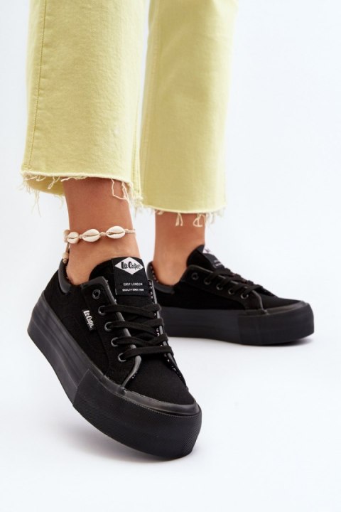 Trampki Model Lee Cooper LCW-24-31-2180 Black - Step in style Trampki Model Lee Cooper LCW-24-31-2180 Black - Step in style