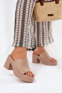 Sandał Klapki Model Omeisa 8338-273 Khaki - Step in style