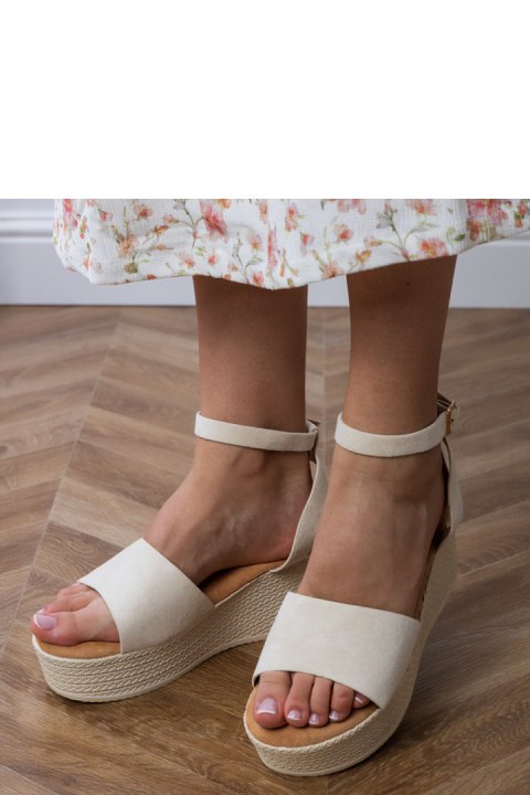 Sandały Model Ganra LOLO23 Beige - PRIMO Sandały Model Ganra LOLO23 Beige - PRIMO