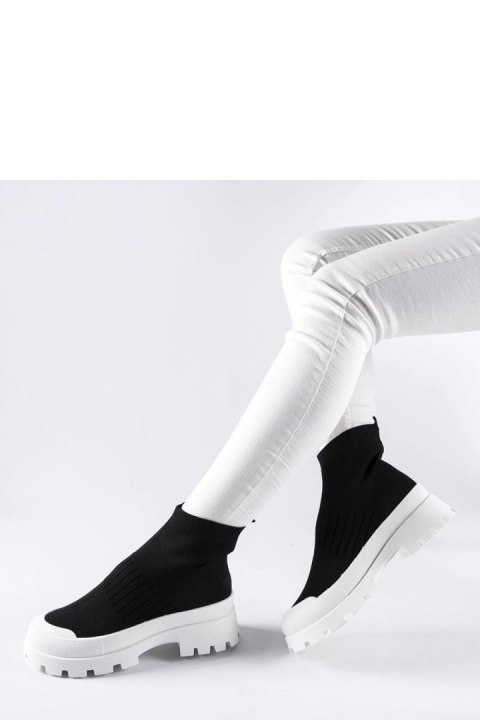 Czarne sneakersy z elastyczną cholewką Varden - Solea Czarne sneakersy z elastyczną cholewką Varden - Solea