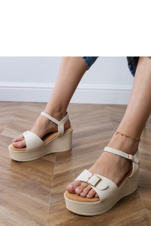 Sandały Model Sarni LOLO22 Beige - PRIMO Sandały Model Sarni LOLO22 Beige - PRIMO