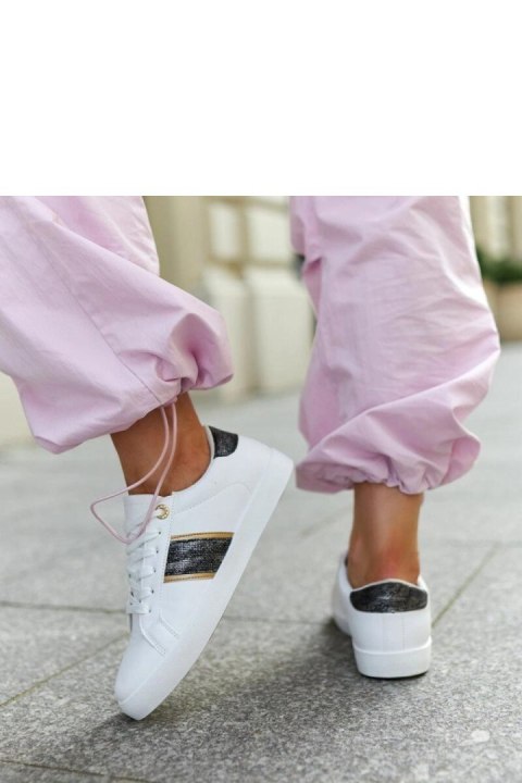 Białe sneakersy z ozdobnym paskiem Grada - Solea Białe sneakersy z ozdobnym paskiem Grada - Solea